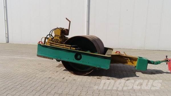 Vibromax W 501 Bugseret vibrationstromle