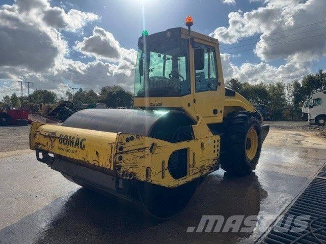 Bomag BW 213 D H-4 Enkelt tromle
