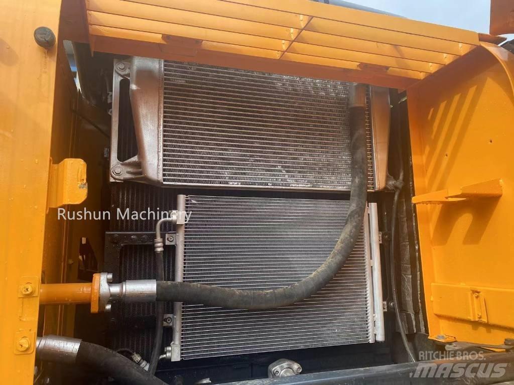 Hyundai R300LC-9 Gravemaskiner på larvebånd