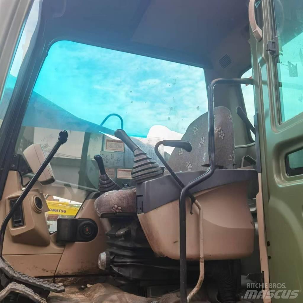 CAT 330 C Gravemaskiner på larvebånd