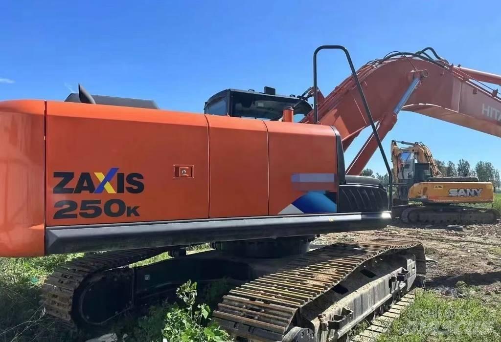 Hitachi 250 Gravemaskiner på larvebånd
