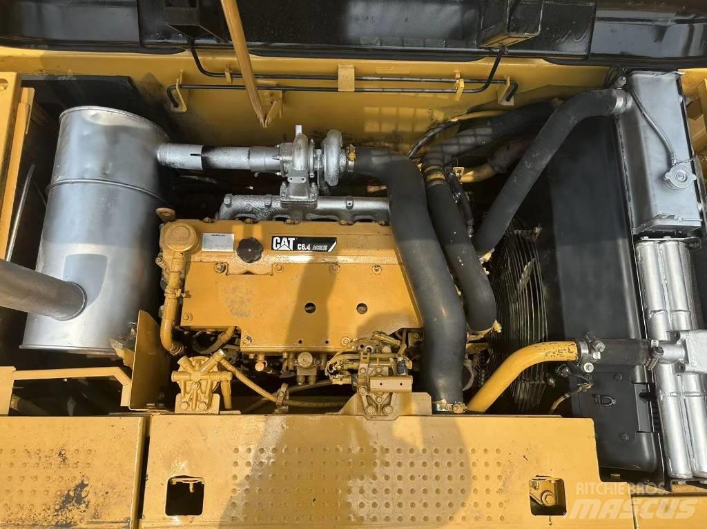 CAT 320 D Gravemaskiner på larvebånd