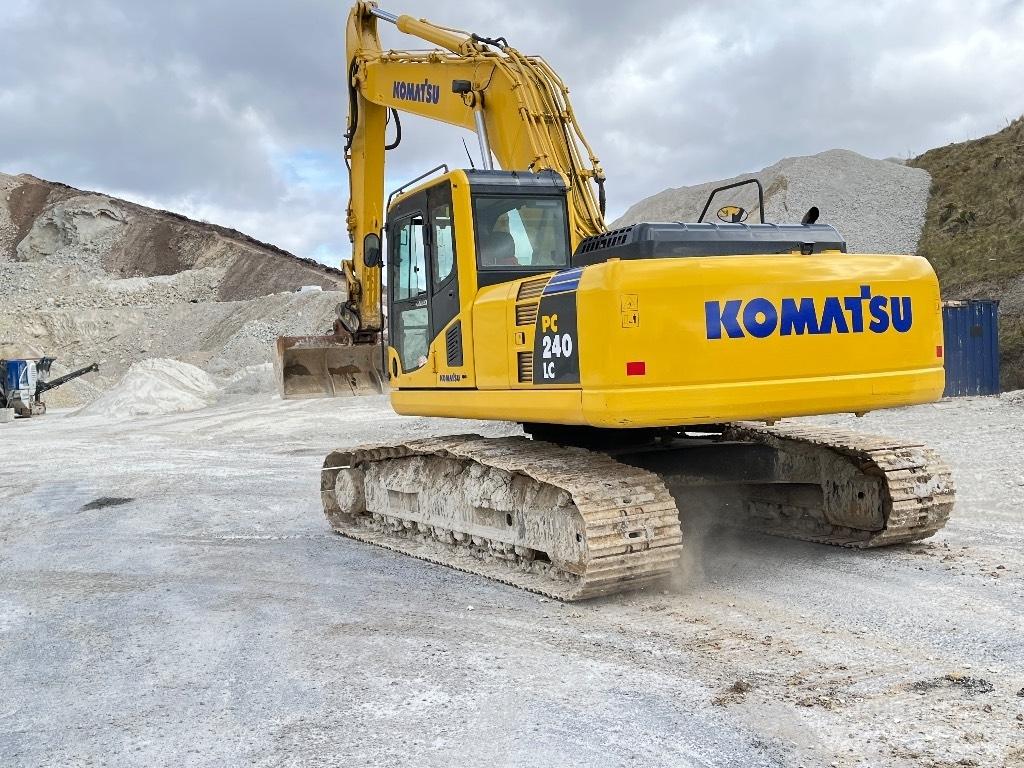 Komatsu PC 240 Gravemaskiner på larvebånd