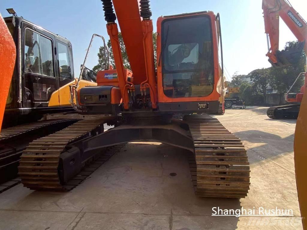 Doosan 225LC-9 Gravemaskiner på larvebånd