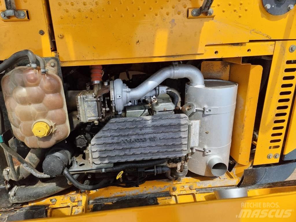 JCB JS 130 LC Gravemaskiner på larvebånd