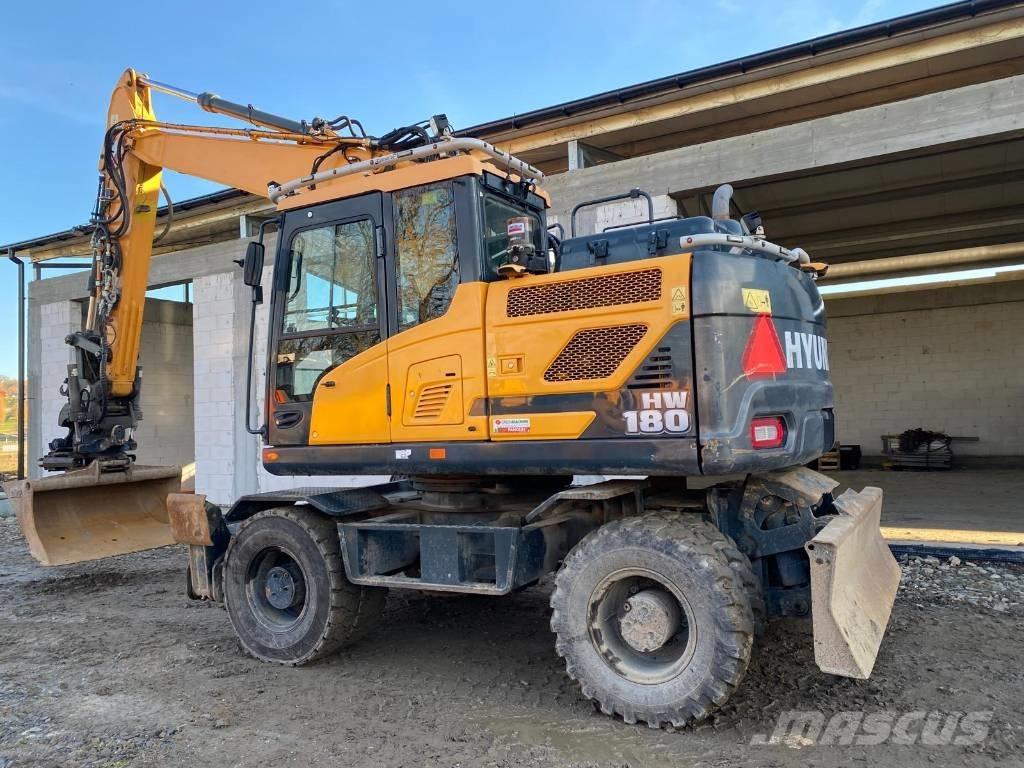 Hyundai HW 180 Gravemaskiner på hjul