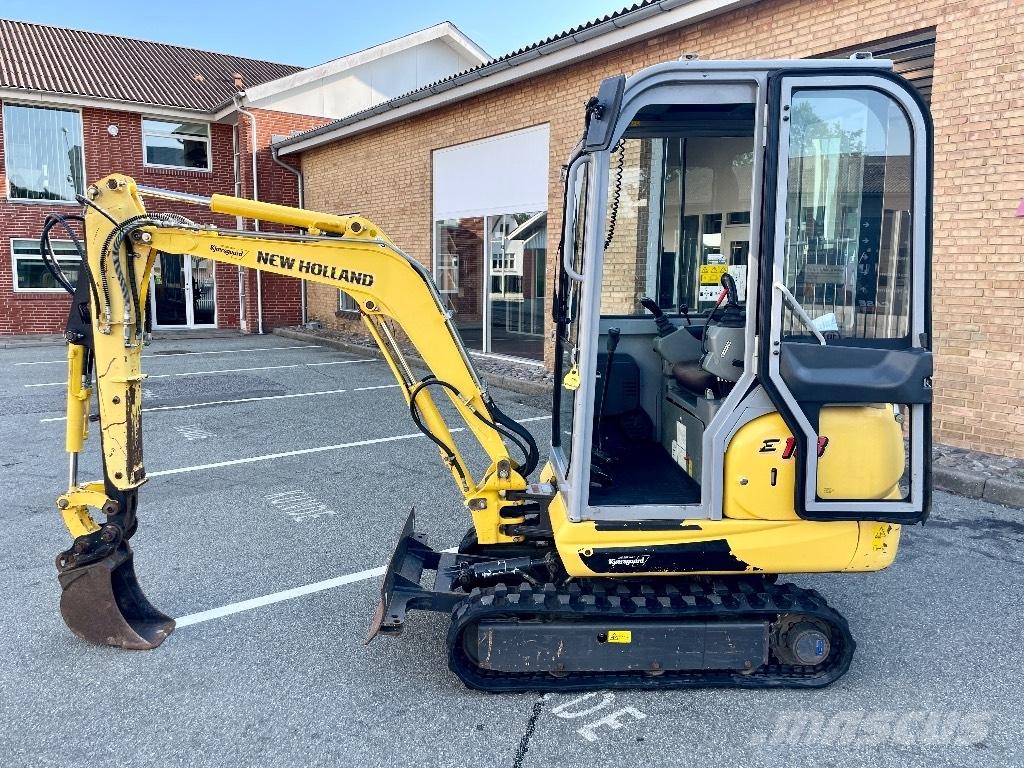 New Holland E 18 C Minigravemaskiner