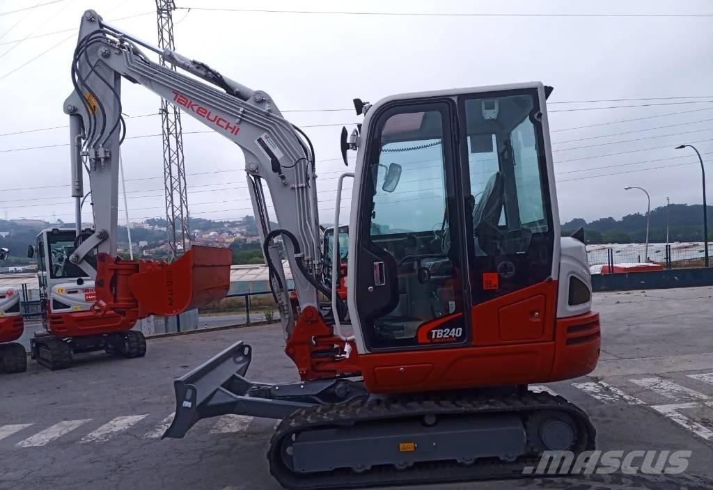 Takeuchi TB 240 Minigravemaskiner