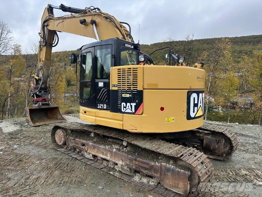 CAT 321 D LCR Gravemaskiner på larvebånd