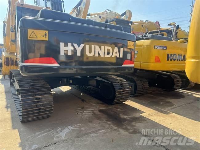 Hyundai Robex 220 LC Gravemaskiner på larvebånd