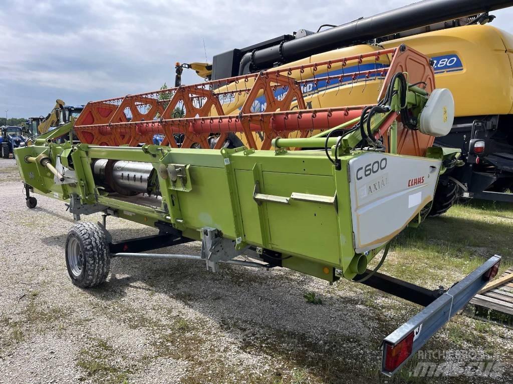 CLAAS Tucano 440 Mejetærskere