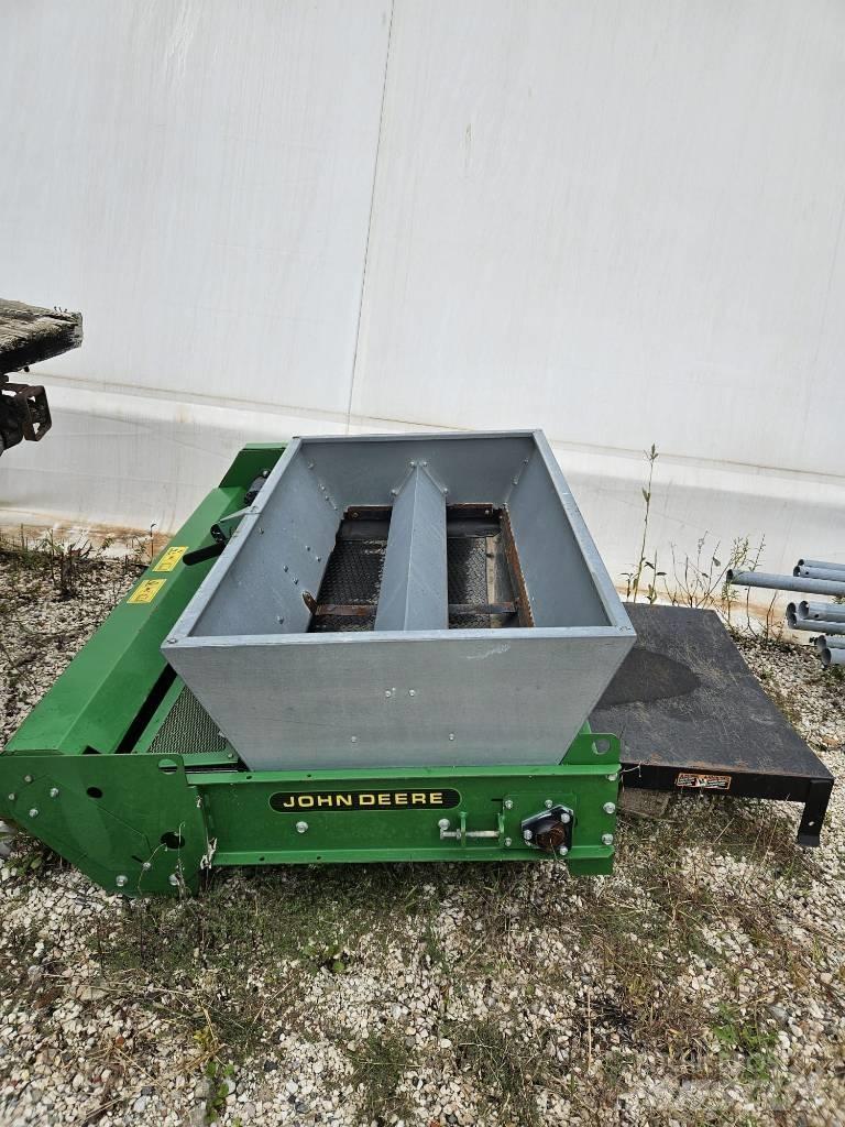 John Deere TD 100 Spredere