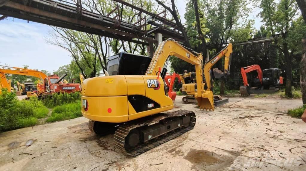 CAT 307 Gravemaskiner på larvebånd
