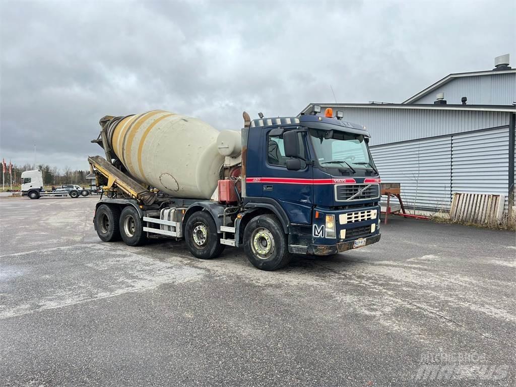 Volvo FM12 8X4 Betonbiler