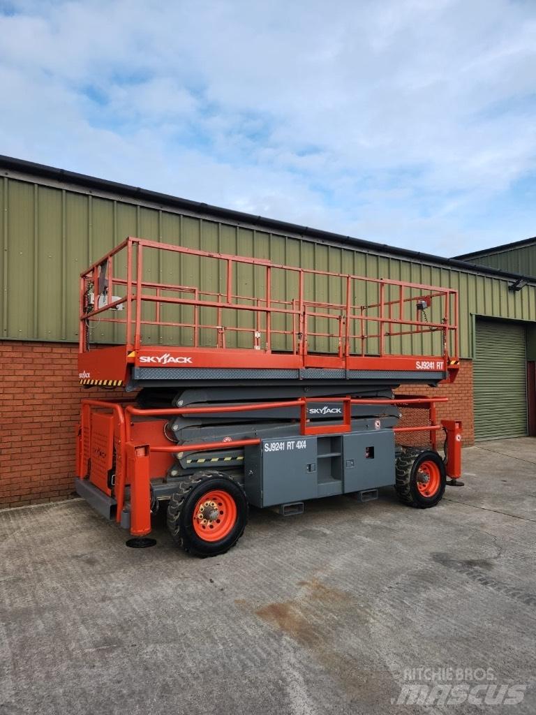 SkyJack SJ 9241 RT Saxlifte
