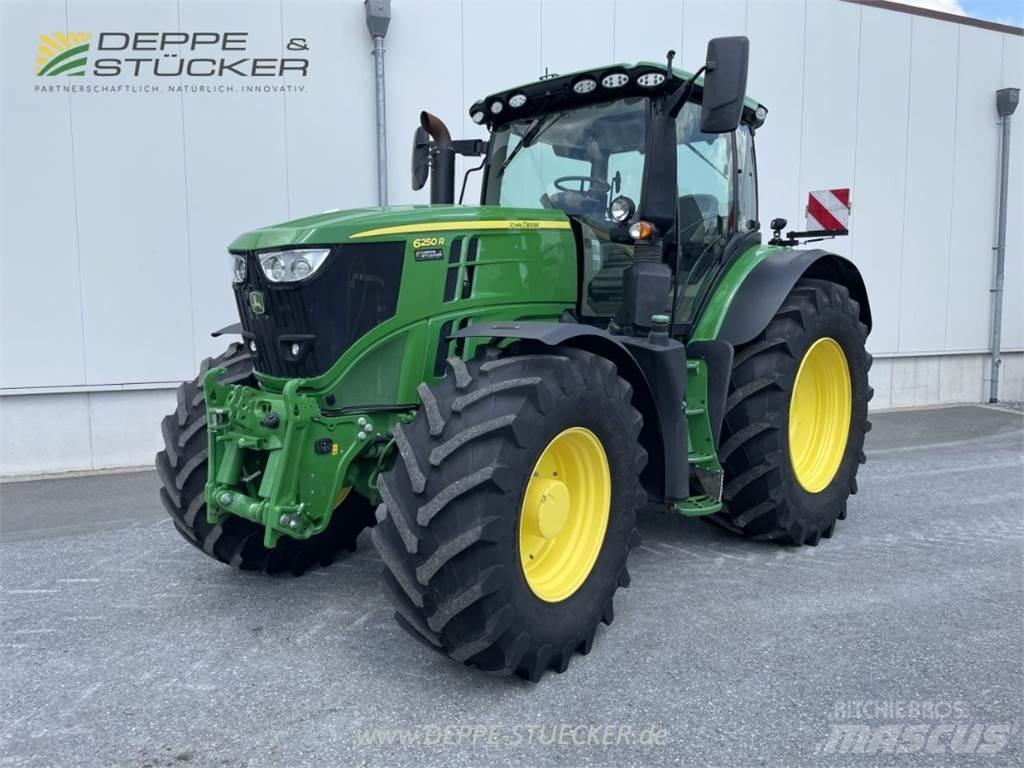 John Deere 6250R Traktorer