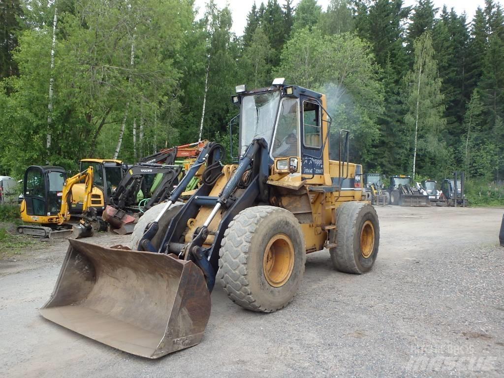 Komatsu WA 250-1 Læssemaskiner på hjul