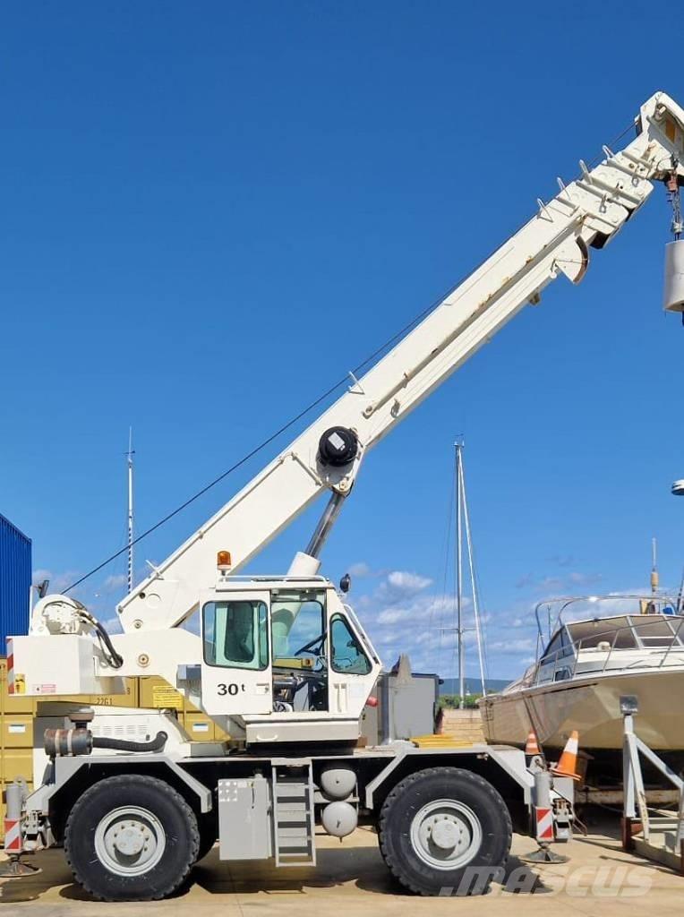 Terex A 300 Kraner til hårdt terræn