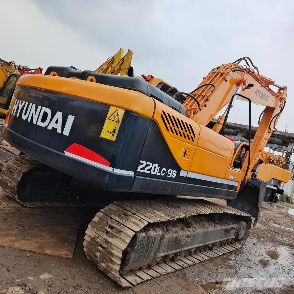 Hyundai 220 LC -9S Gravemaskiner på larvebånd