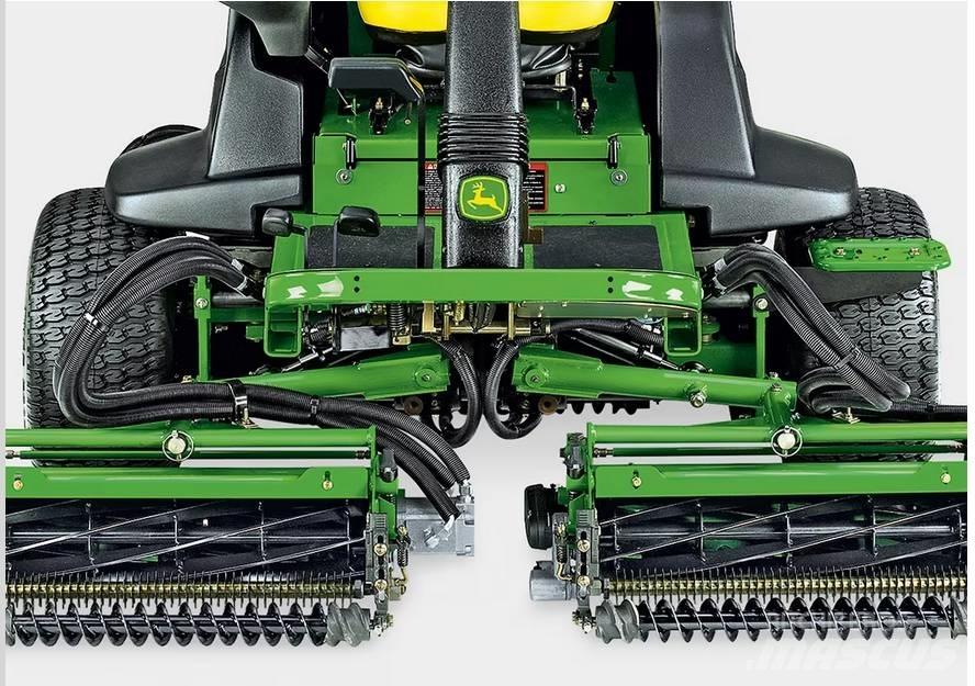 John Deere 2500 A Green plæneklippere