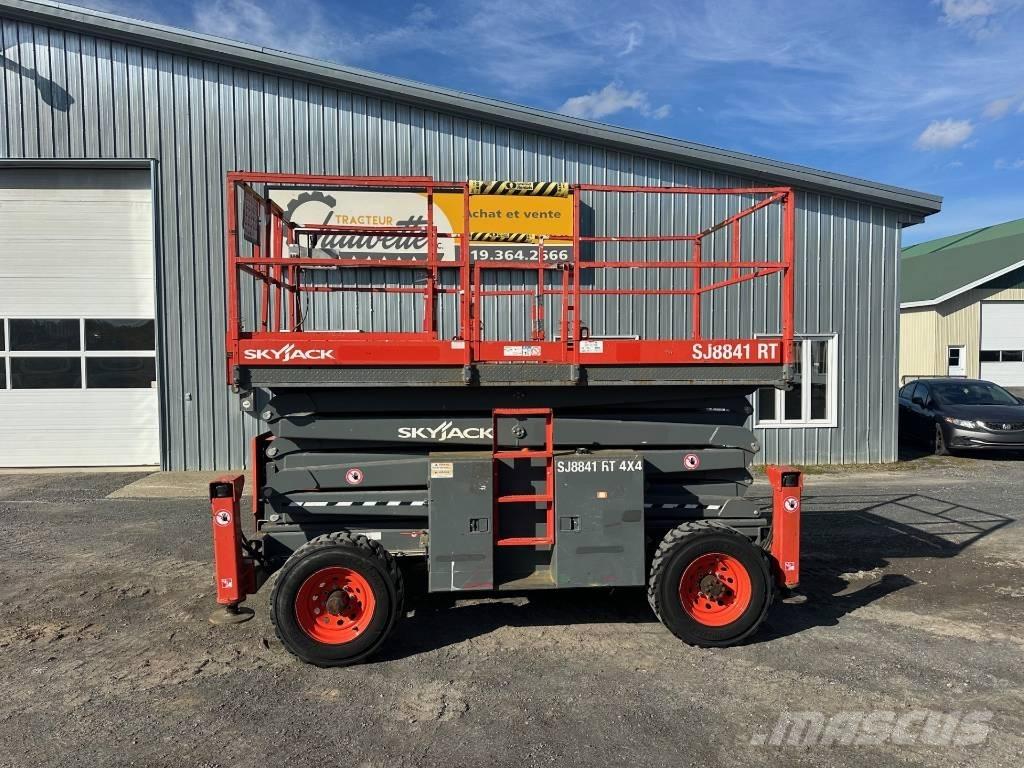 SkyJack SJ 8841 RT Saxlifte