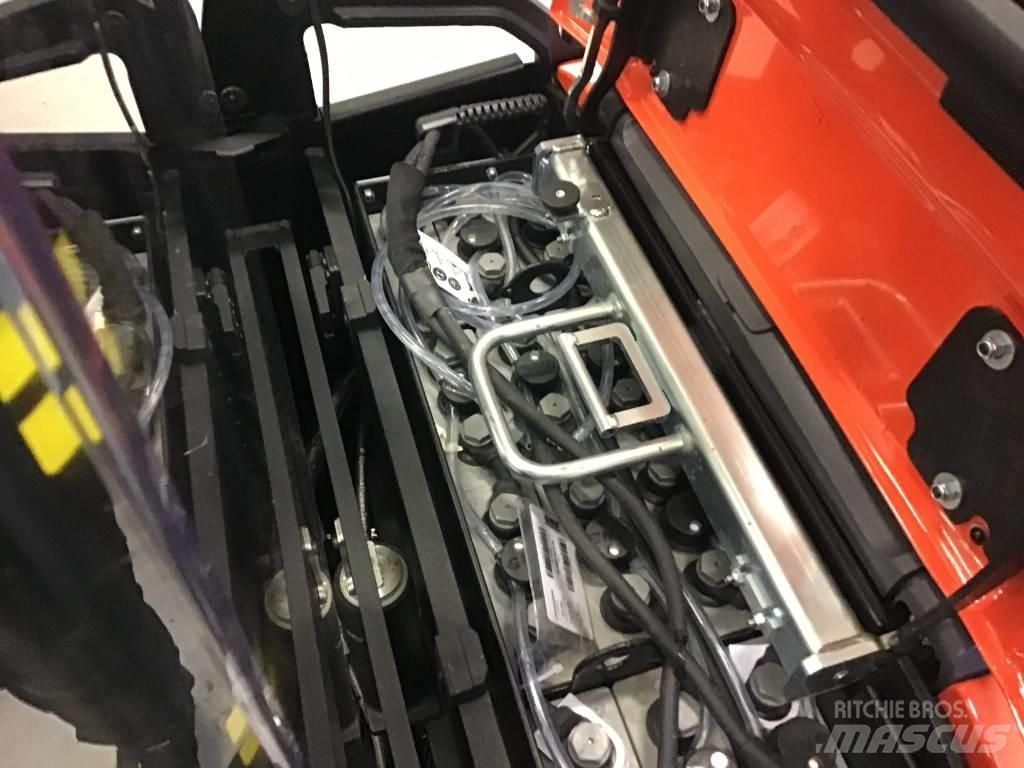 Toyota / BT SPE 140 L Gaffelstabler med gående fører