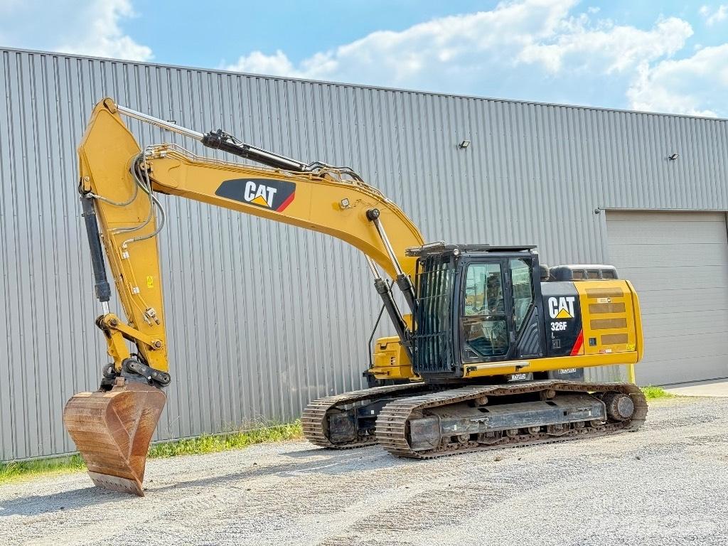 CAT 326 F L Gravemaskiner på larvebånd