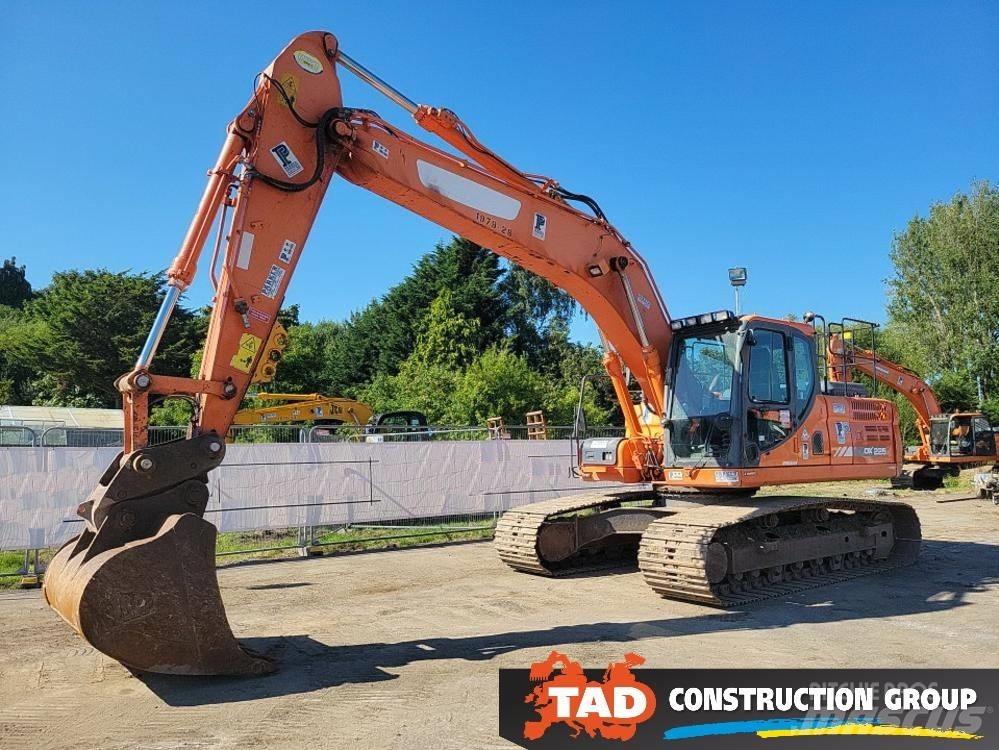 Doosan DX 225 LC-3 Gravemaskiner på larvebånd