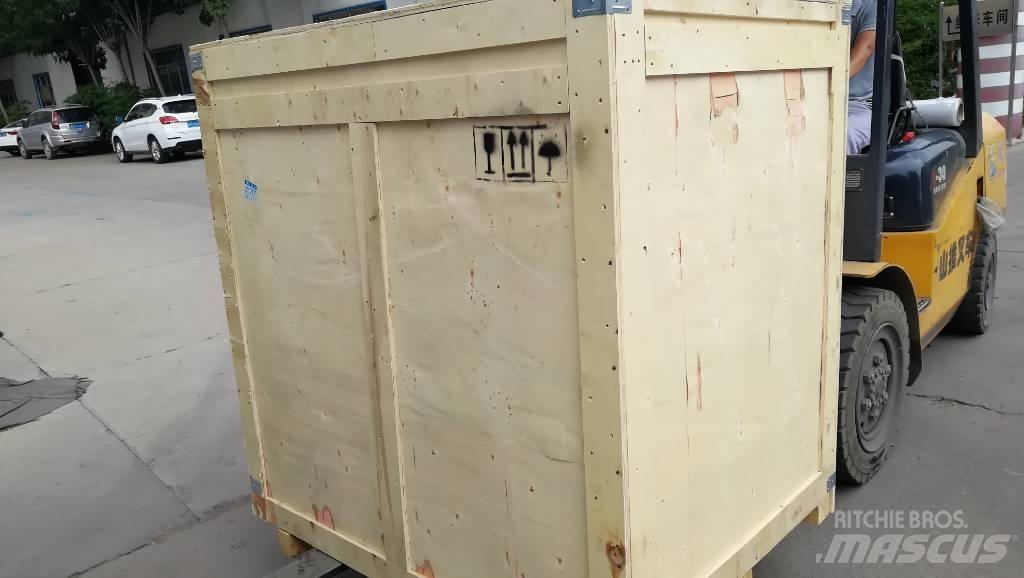 Doosan DE08TIS Motorer