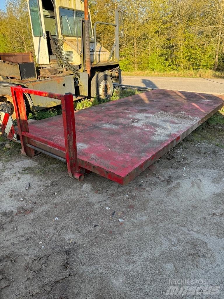 Andet Maskinlad Transport – Andet