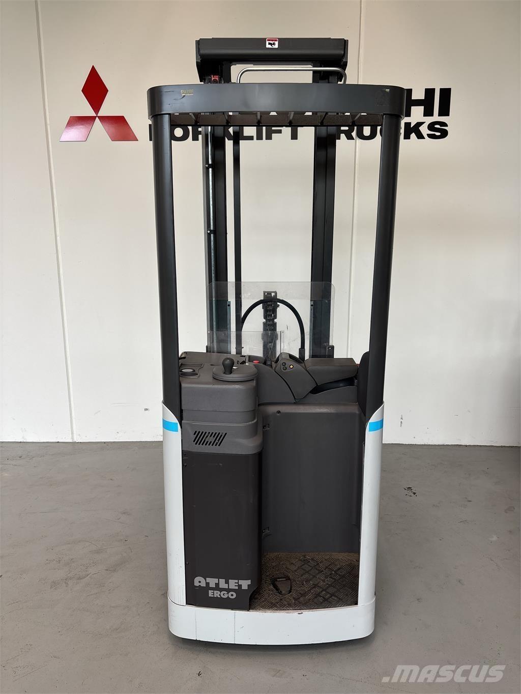 Atlet A160 Selvkørende stablere