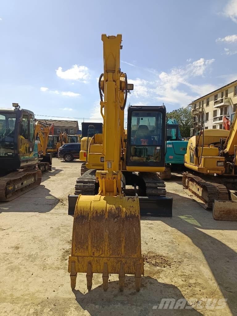 Komatsu PC 70 Midi-gravemaskiner 7t - 12t