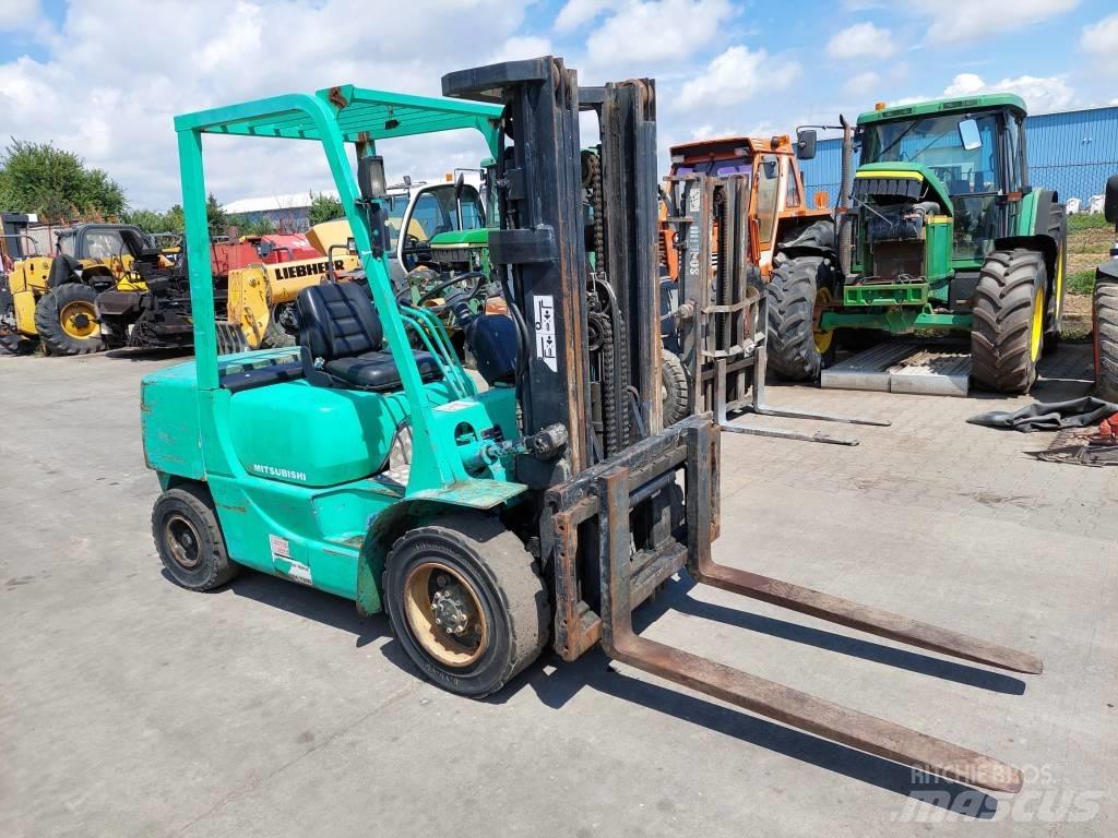 Mitsubishi FD35A Diesel gaffeltrucks