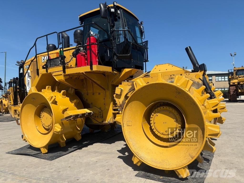 CAT 826 K Affaldskompaktorer