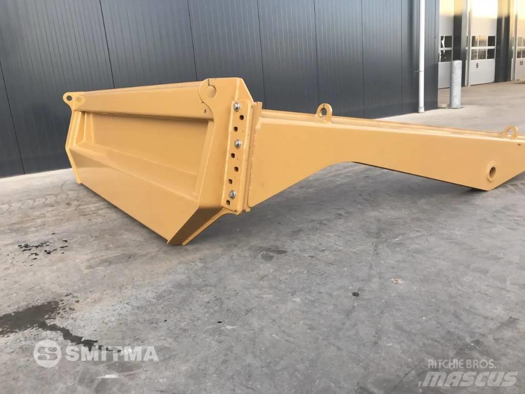 CAT 730 Bagklapper