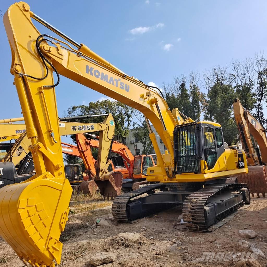 Komatsu PC 300-7 Gravemaskiner på larvebånd