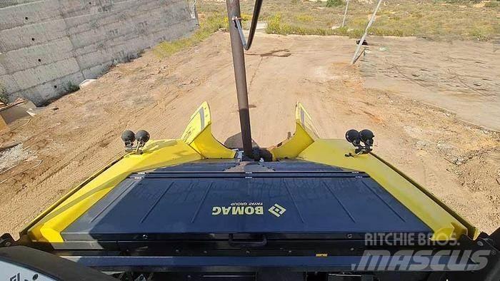 Bomag BF700C-2 Entreprenør - Andet