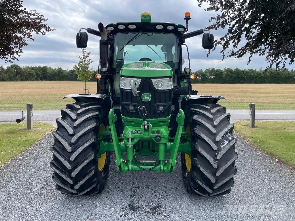 John Deere 6150R Traktorer
