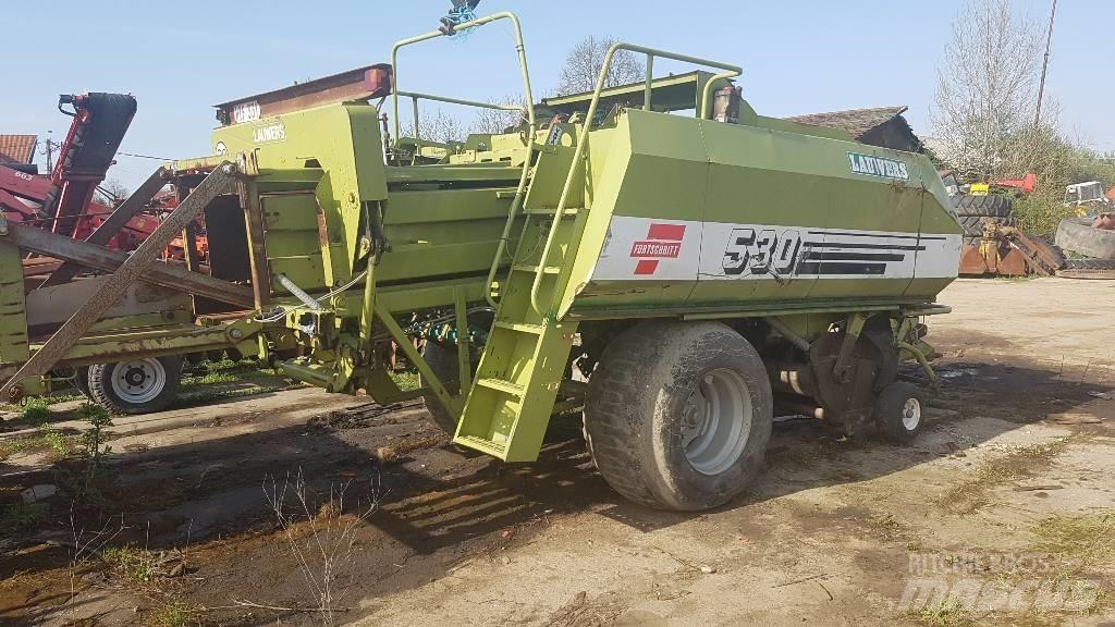 Fortschritt 530 Pressere til firkantede baller