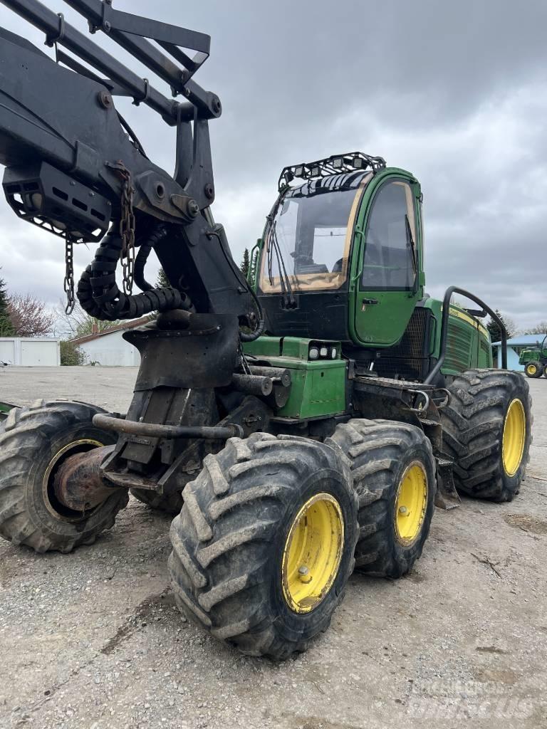 John Deere 1170 E Skovningsmaskiner