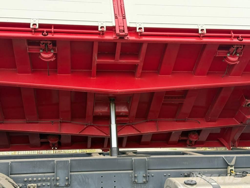 Volvo FM 4X 2R Lastbil med kran