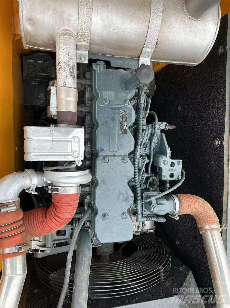 Hyundai R220LC-9S Gravemaskiner på larvebånd