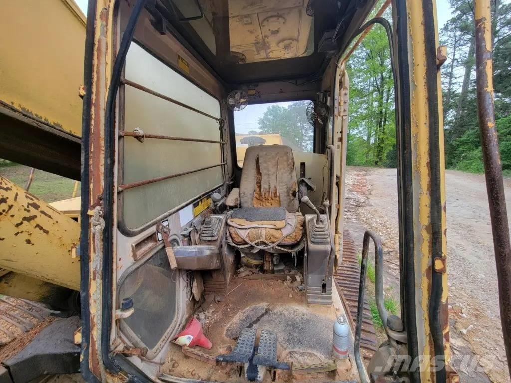 John Deere 992D Gravemaskiner på larvebånd