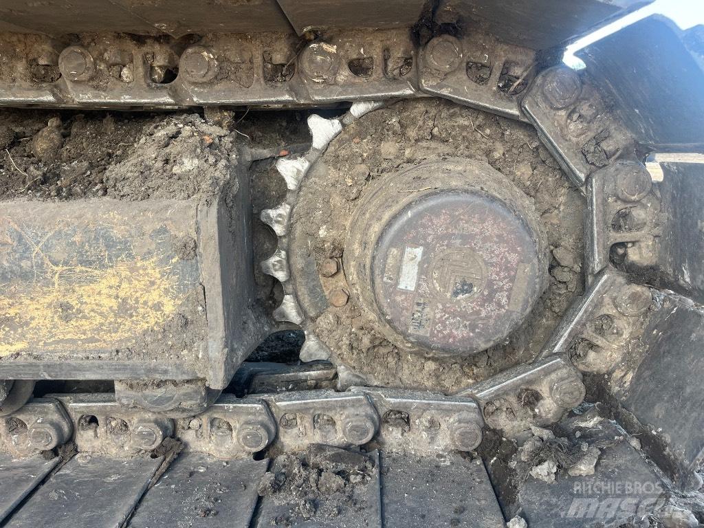JCB JS 220 LC Gravemaskiner på larvebånd
