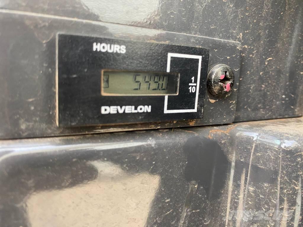 Develon DX 27 Z-7 Minigravemaskiner