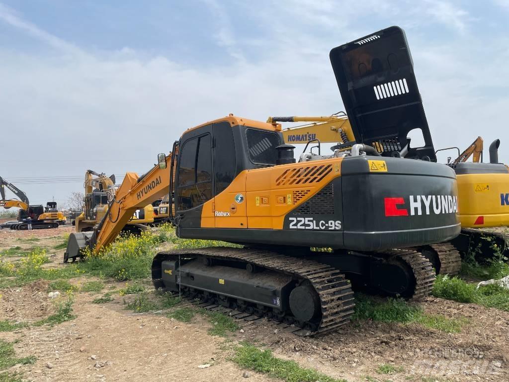 Hyundai 220LC-9S Gravemaskiner på larvebånd