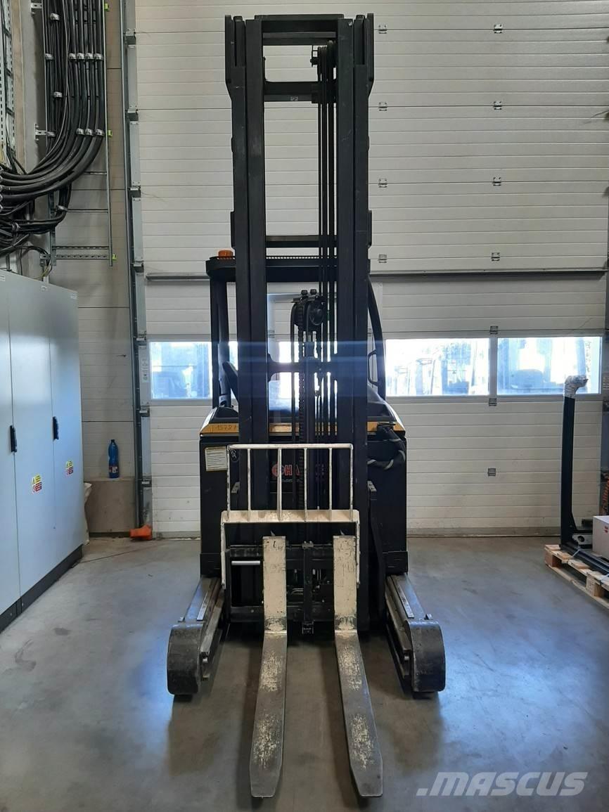 Yale MR14 Reachtruck