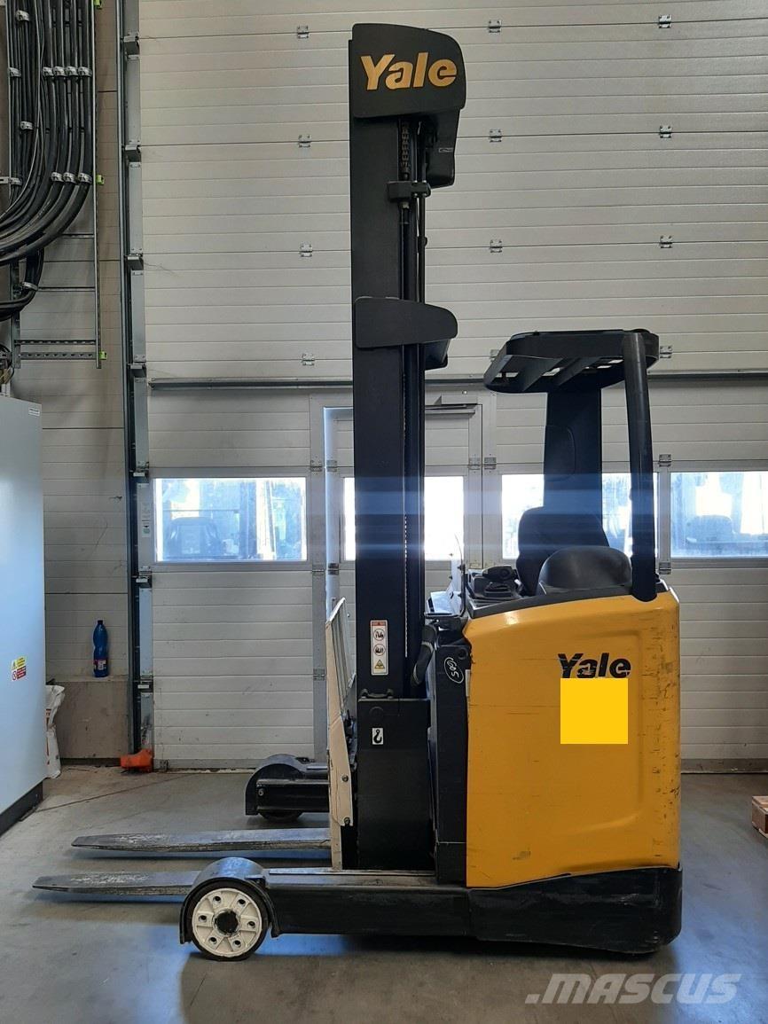 Yale MR14 Reachtruck
