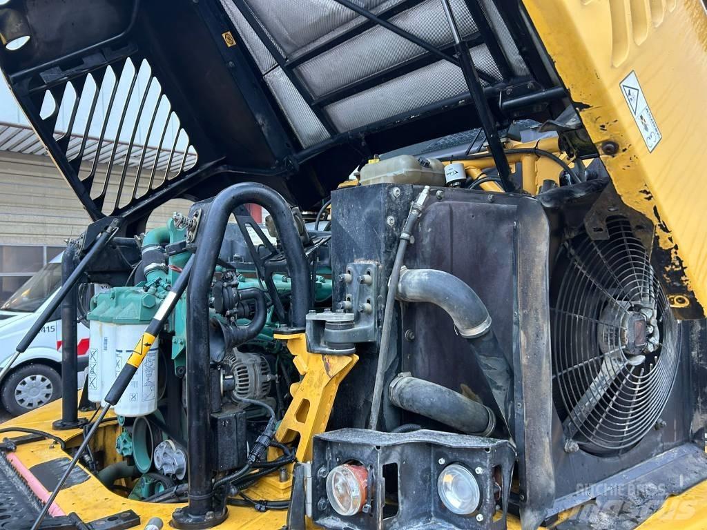Volvo A 25 D Terrængående lastbiler