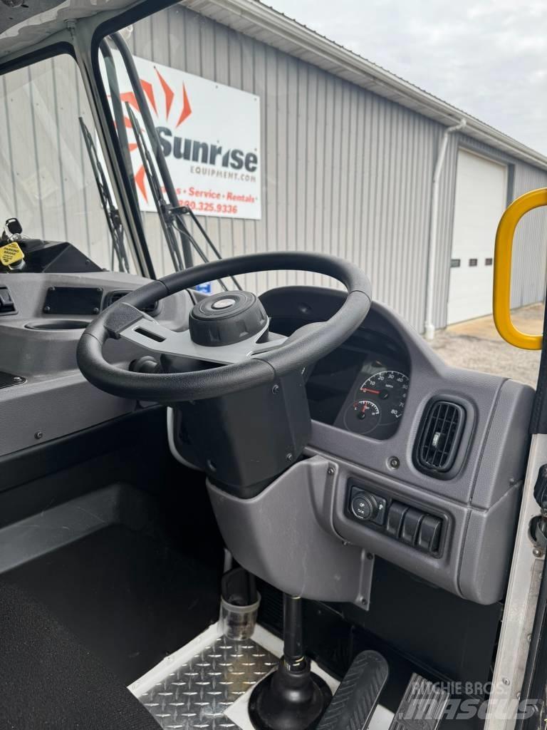 Peterbilt PB520 Chassis